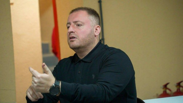 "Ми почули один одного". Мрочко зустрівся з колективами лікарень й вирішив не змінювати керівників