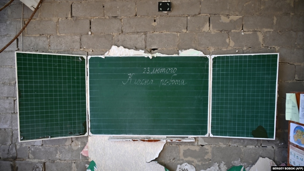 «Вчителі спеціального призначення»: як українських викладачів в окупації міняють на дагестанських