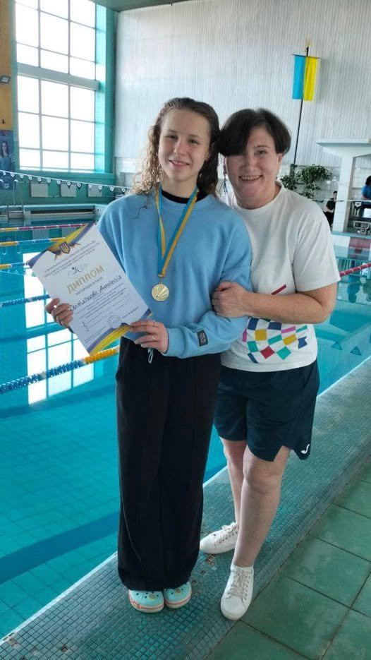 Плавчиня з Херсонщини виборола дві золоті нагороди на чемпіонаті Київської області
