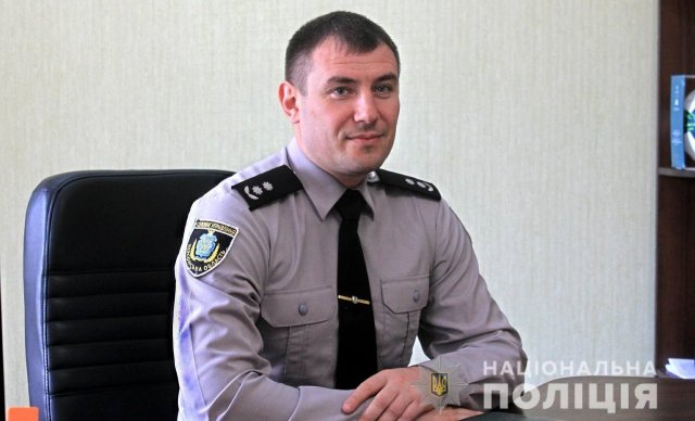 Суд відмовив у поновленні на посаді експоліцейському з Херсона Миколі Кучерявому, який брав участь у схемі з продажу водійських посвідчень