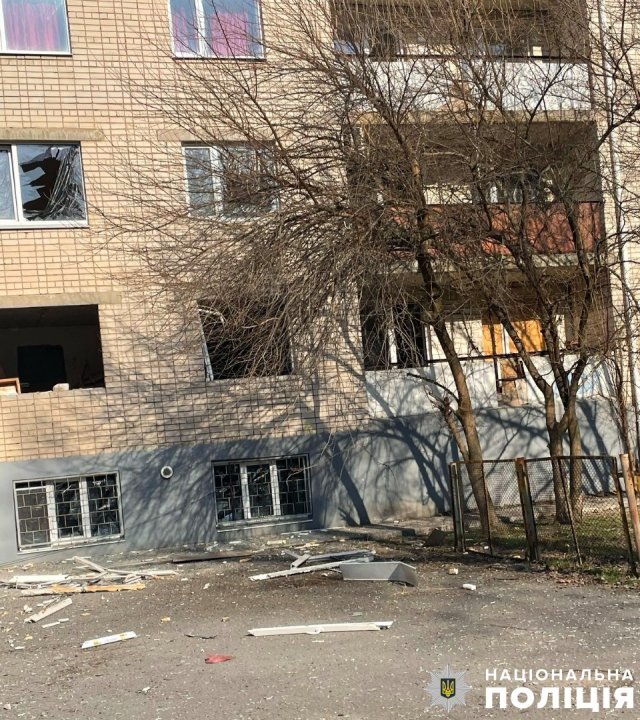 На Херсонщині через атаки армії рф двоє людей загинуло та четверо поранено, поліція фіксує наслідки