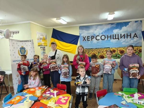 Для юних переселенців у Дніпрі провели творчий майстер-клас