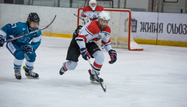 Хокей. Київська «Крижинка» зазнала поразки від херсонського «Дніпра»