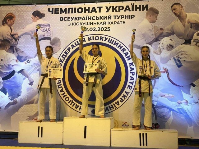 Юна херсонська спортсменка здобула бронзову нагороду на чемпіонаті України з кіокушинкай карате
