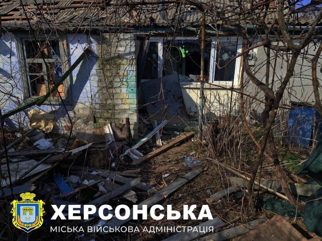 Цієї ночі рашисти обстріляли прибережну зону Херсона