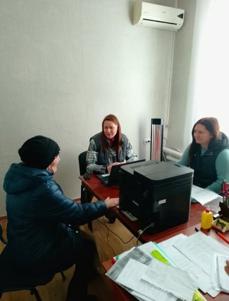 Жителі Великоолександрівської громади продовжують отримувати безкоштовні адмінпослуги