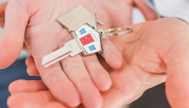 На Херсонщині ще сім родин отримали сертифікати на нові помешкання