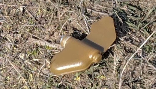 Загарбники скинули з дрона протипіхотні міни на село Милове Херсонської області