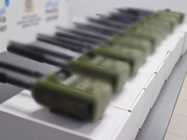 Ще десяток РЕР, здатних виявляти ворожі «Мавіки», передали херсонській бригаді берегової оборони морської піхоти