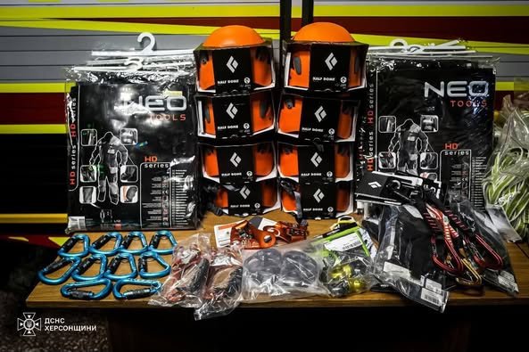 Чергова партія допомоги надійшла рятувальникам Херсонщини