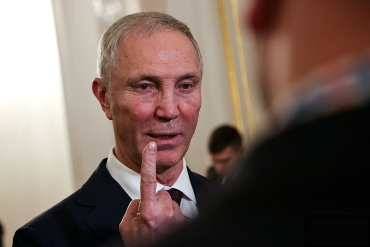 Засуджений в рф за шахрайство опальний український екс-політик засвітився в оточенні гауляйтера ТОТ Херсонщини 