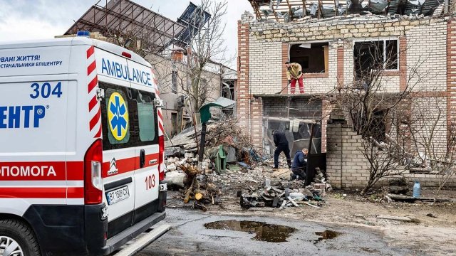 Як отримати грошову допомогу жителям Херсонської громади після поранення під час російських атак