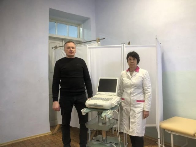 Кочубеївський центр первинної медичної допомоги отримав новий апарат УЗД