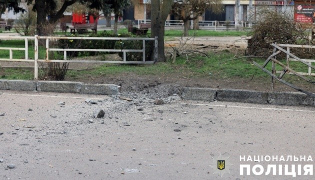 У Херсоні внаслідок масованого обстрілу кількість поранених зросла до шести