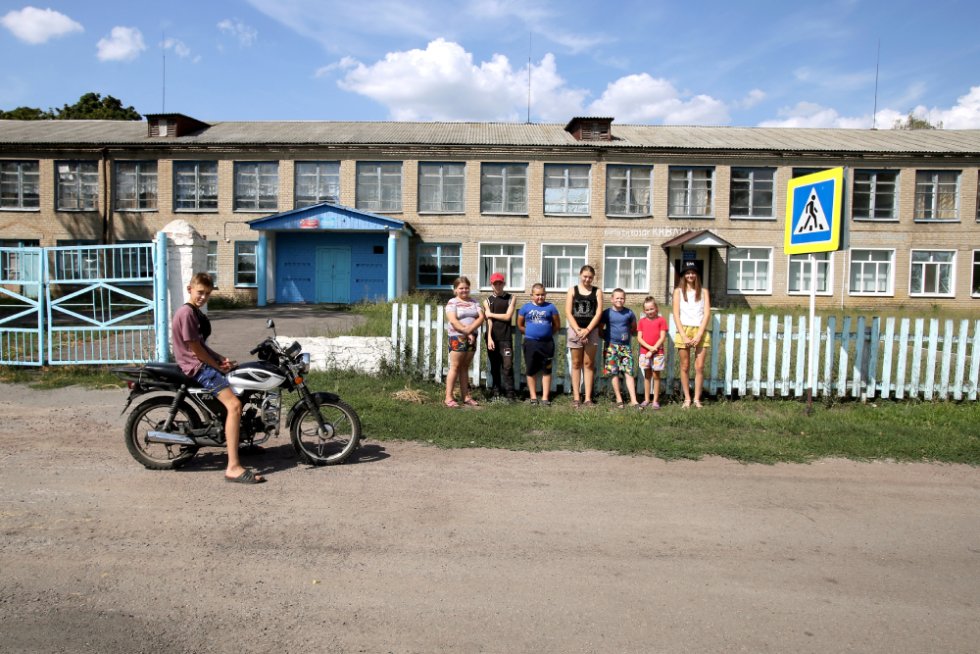 Родини дітей з лівобережжя Херсонщини, які не відвідують російські школи, окупанти притягуватимуть до адміністративної відповідальності