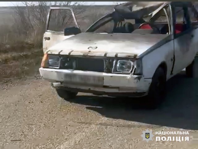 Двоє загиблих та 11 поранених цивільних: слідчі поліції Херсонщини документують наслідки російських обстрілів