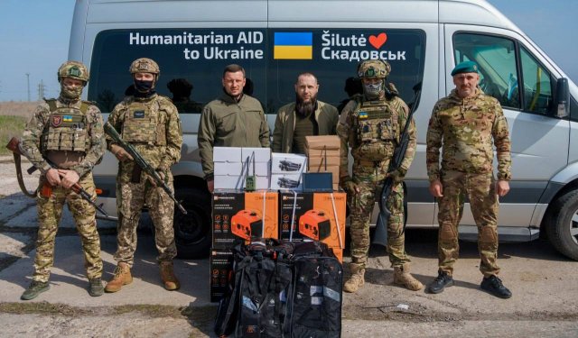 Підрозділам розвідки та бригади берегової оборони морської піхоти на Херсонщині передали засоби РЕБ та інше снарядження