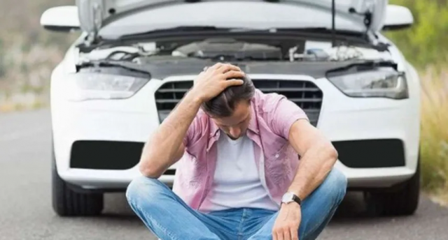 З 1 травня у власників бензинових автомобілів в Україні будуть великі проблеми