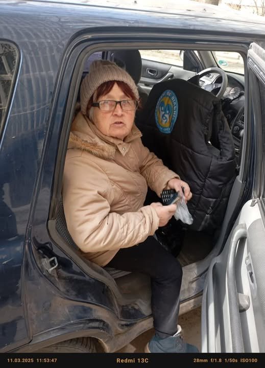 Волонтери евакуювали ще одну літню жінку з Милівської громади