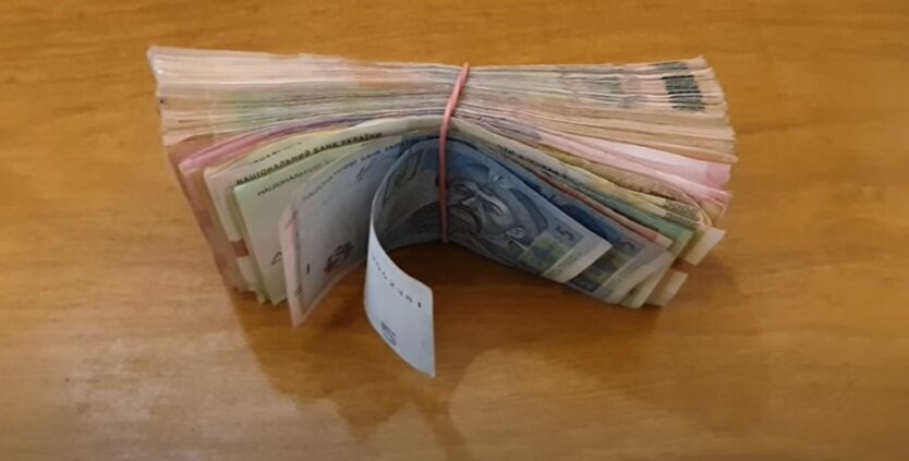 Важливо встигнути до 31 березня: українцям нагадали про обов'язкову сплату податків