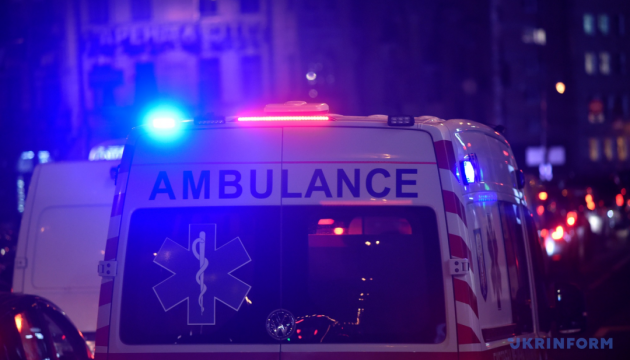 Внаслідок ворожої атаки на Херсон жінка отримала поранення