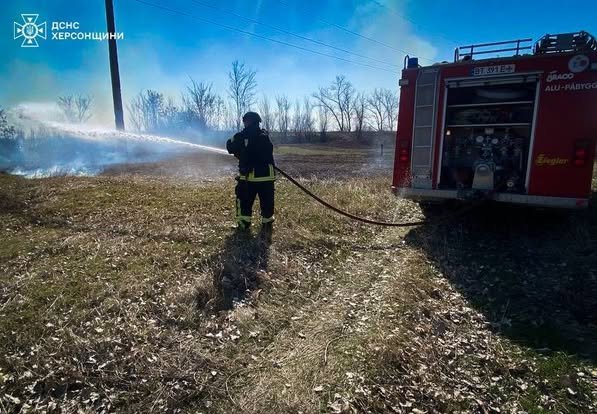 У Високопільській громаді рятувальники ліквідували пожежу