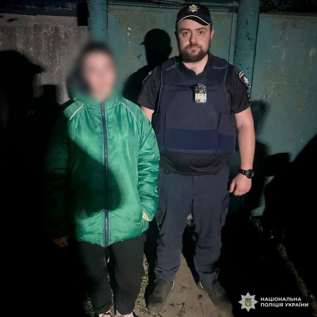 На Харківщині поліцейські розшукали неповнолітню мешканку Херсона