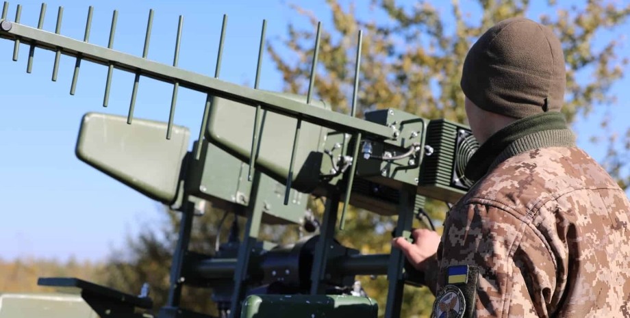 Захисникам, які працюють на Херсонському напрямку, надали чергову партію засобів електронної розвідки