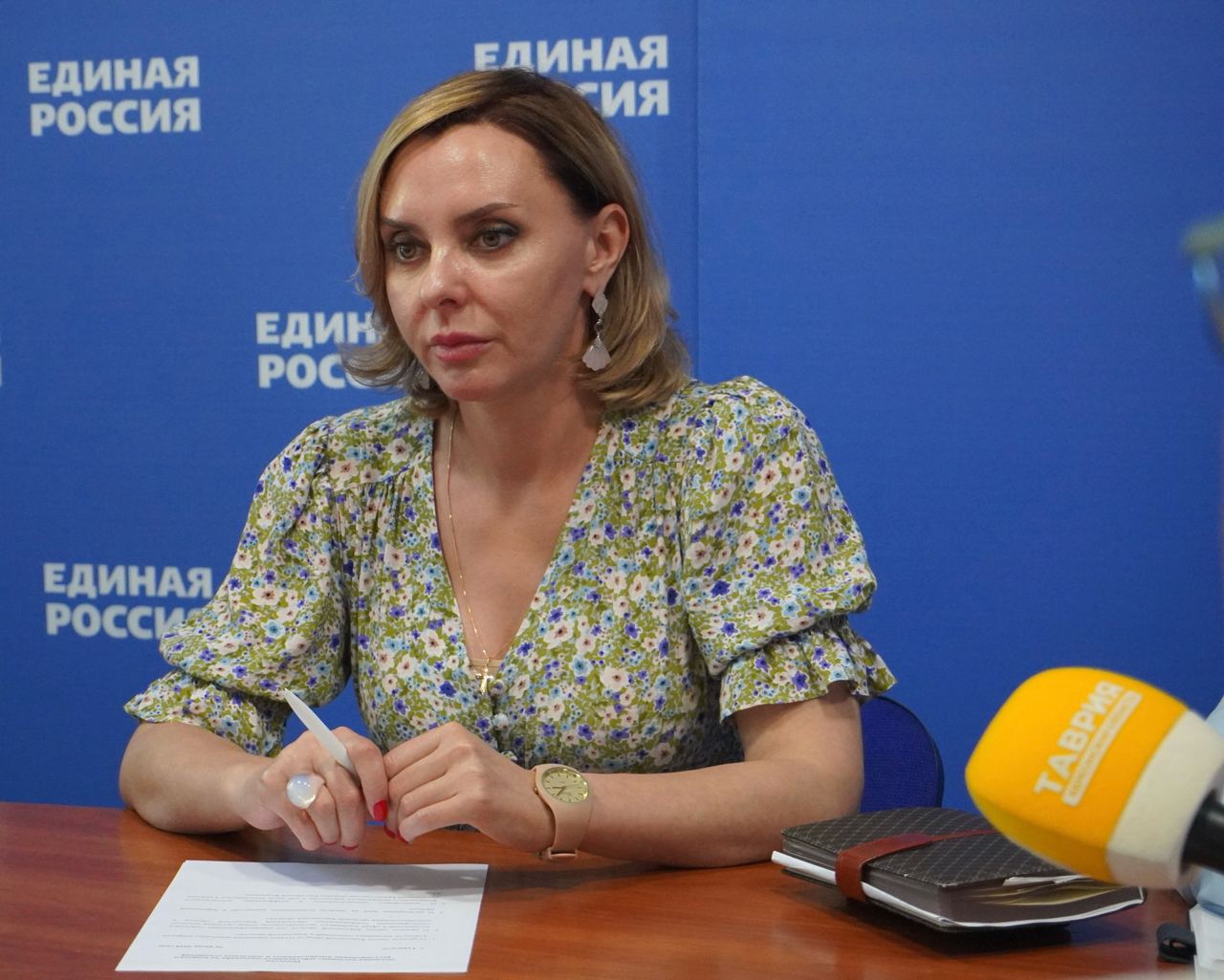 Ольгу Осипенко, експомічницю Киви і нардепа Сергія Козиря, засудили за колабораційну діяльність на Херсонщині на десять років тюрми з конфіскацією