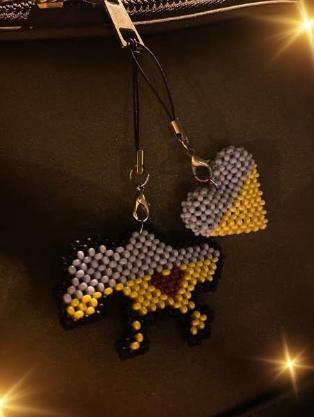 Херсонські школярки стали призерками Всеукраїнської виставки-конкурсу "Український сувенір"