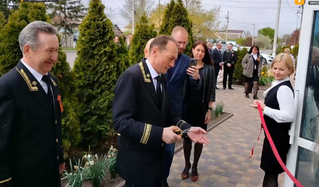 Росіяни відкрили “херсонський суд” у віджатому готелі міста Скадовськ