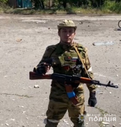 Слідчі поліції ідентифікували кадирівця з чеченського спецпідрозділу «Ахмат», який викрав і зґвалтував неповнолітніх дівчат під час окупації Миколаївщини