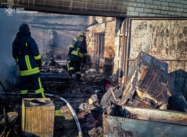 Упродовж доби рятувальники ліквідували дві пожежі в Херсонському районі