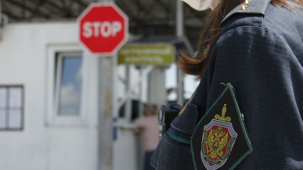 В’їхати або виїхати з окупованої території можуть далеко не всі