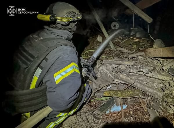 Вогнеборці ліквідували наслідки російських обстрілів