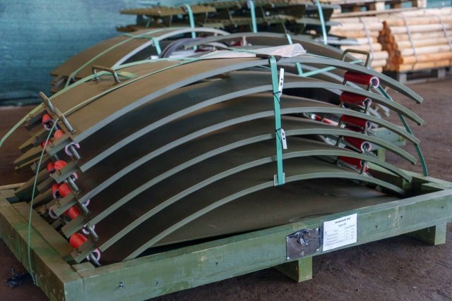 Війсковим на Херсонщині передали три фортифікаційні комплекти типу “Парасолька”, вартістю 5,8 млн грн