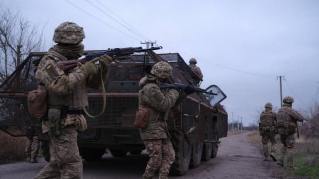 Українські бійці на півдні впродовж доби знищили 12 БпЛА та уразили 55 укриттів російських військових