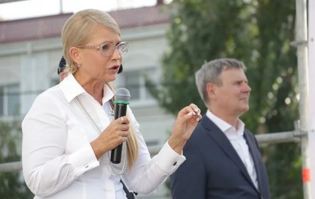 У Тимошенко вигнали з партбюро старих партійців з Херсонщини