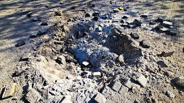 До лікарні доставили двох постраждалих від російського удару по Дніпровському району