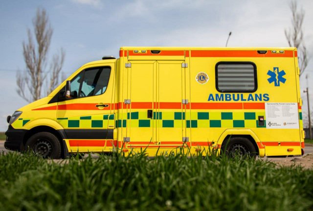 Міська клінічна лікарня ім. О.С. Лучанського отримала з Фінляндії 3 адаптовані спецавтомобілі