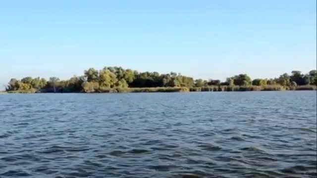 «Пробує знищити наші мінні поля» — на Дніпрі триває війна моторних та веслових човнів