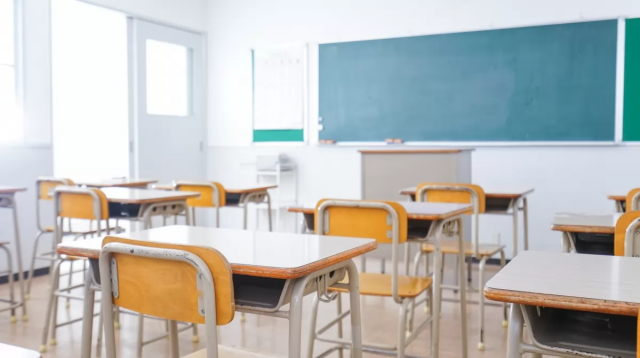 В окупованому Генічеську на Херсонщині школярів готують до війни