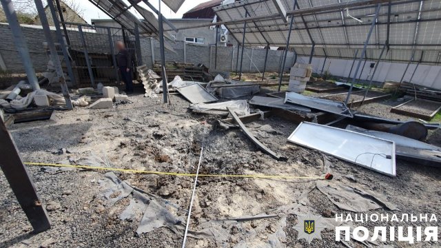 На Херсонщині через російську агресію поранено трьох людей, поліція фіксує наслідки атак