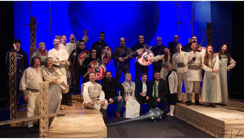 Херсонський драматичний театр закупив концертного одягу на понад 60 тисяч гривень