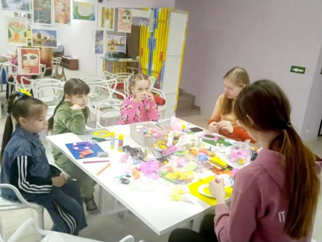 У Вінниці провели святкову зустріч для юних переселенців з Херсонщини