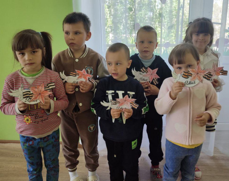 На окупованій Скадовщині дошкільнят змушують «пам’ятати про війну»