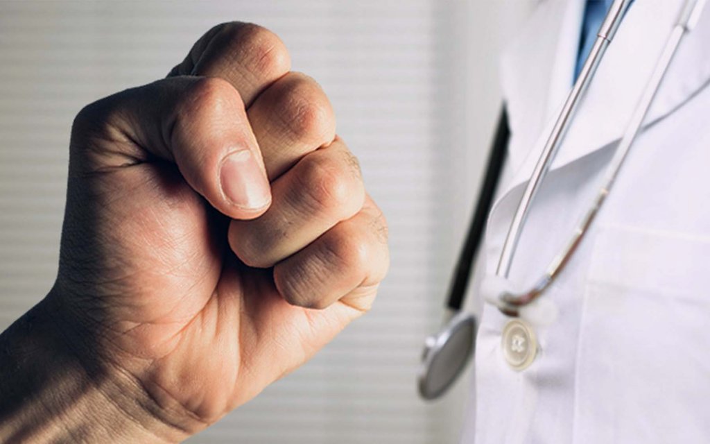 У Скадовську окупаційна влада тисне на лікарів