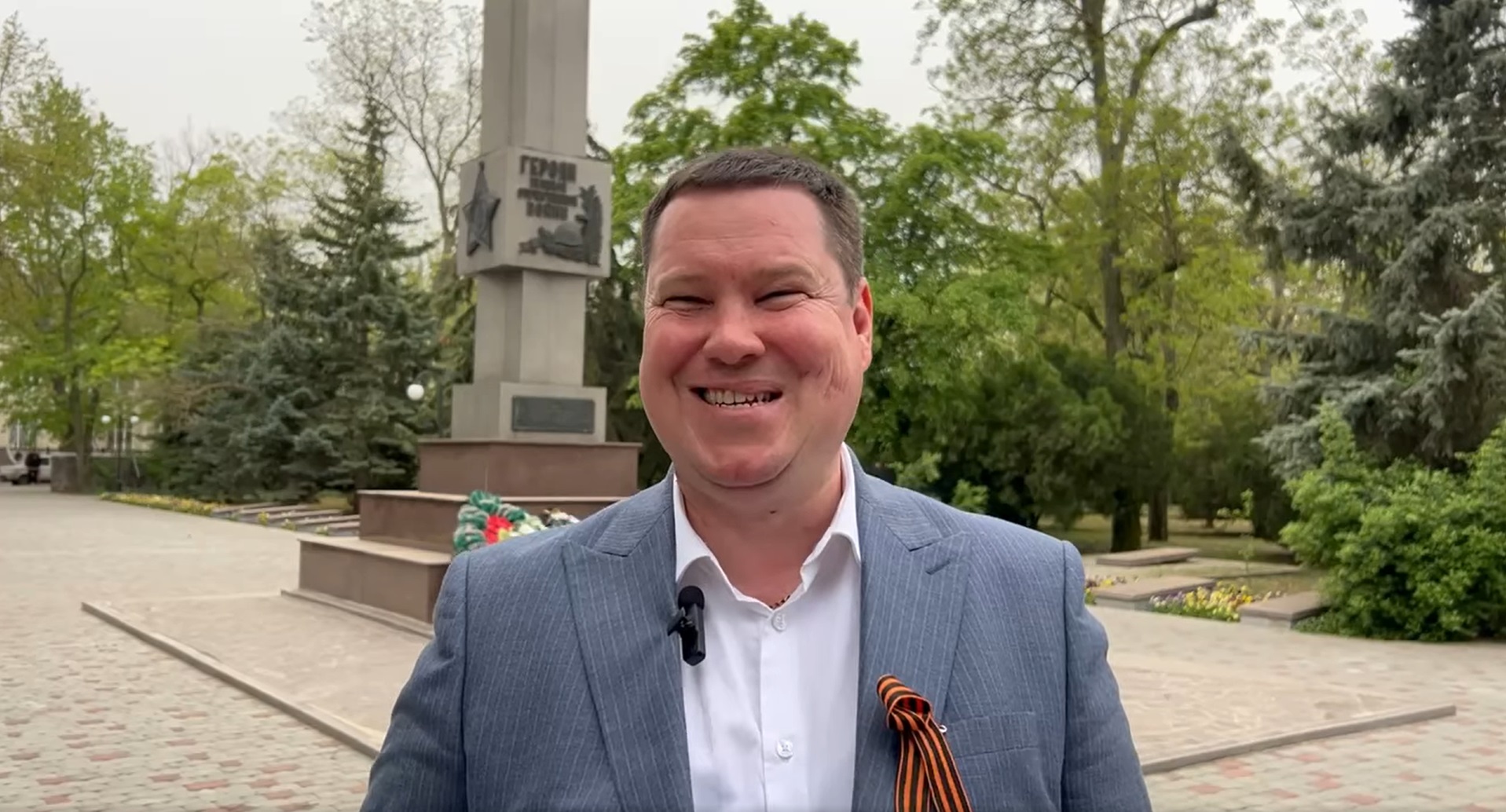 «Класно жити в РФ!». Гауляйтера Віталія Гуру з Нової Каховки, якого росіяни кинули на підвал, в Україні засудили за колабораційну діяльність