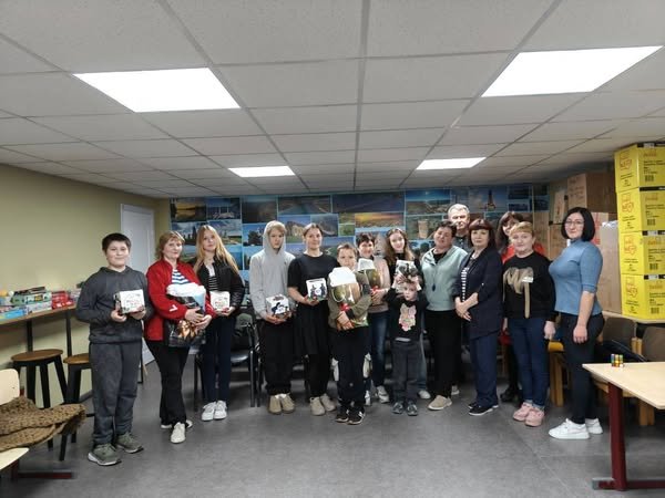 У Херсонському координаційному центрі «Вільні разом» в місті Дніпро, відбулись родинні спортивні змагання