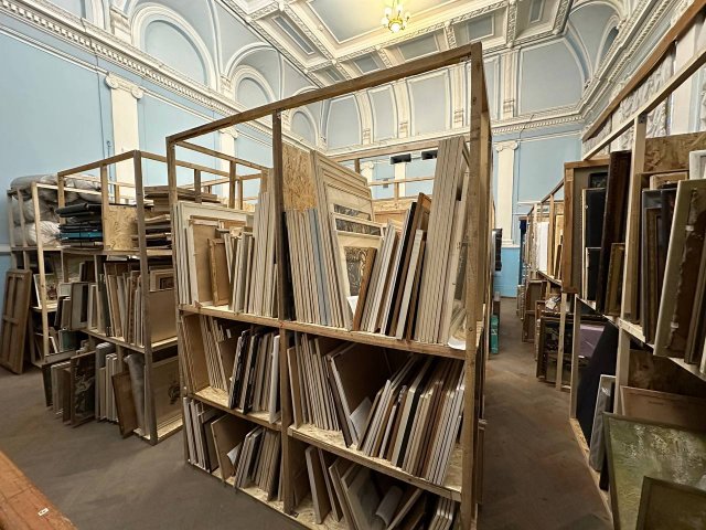 Твори мистецтва з Херсонського художнього музею незаконно зберігаються в Криму